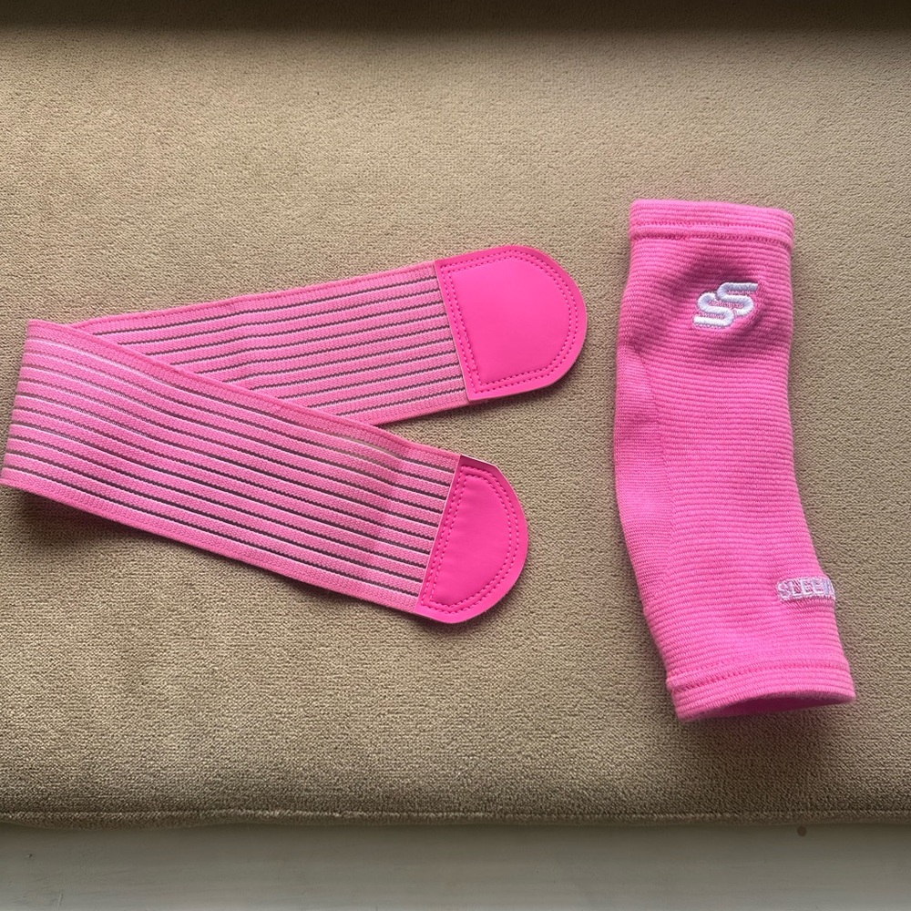Pink SS Sleeve Star and Adjustable Support Strap Set